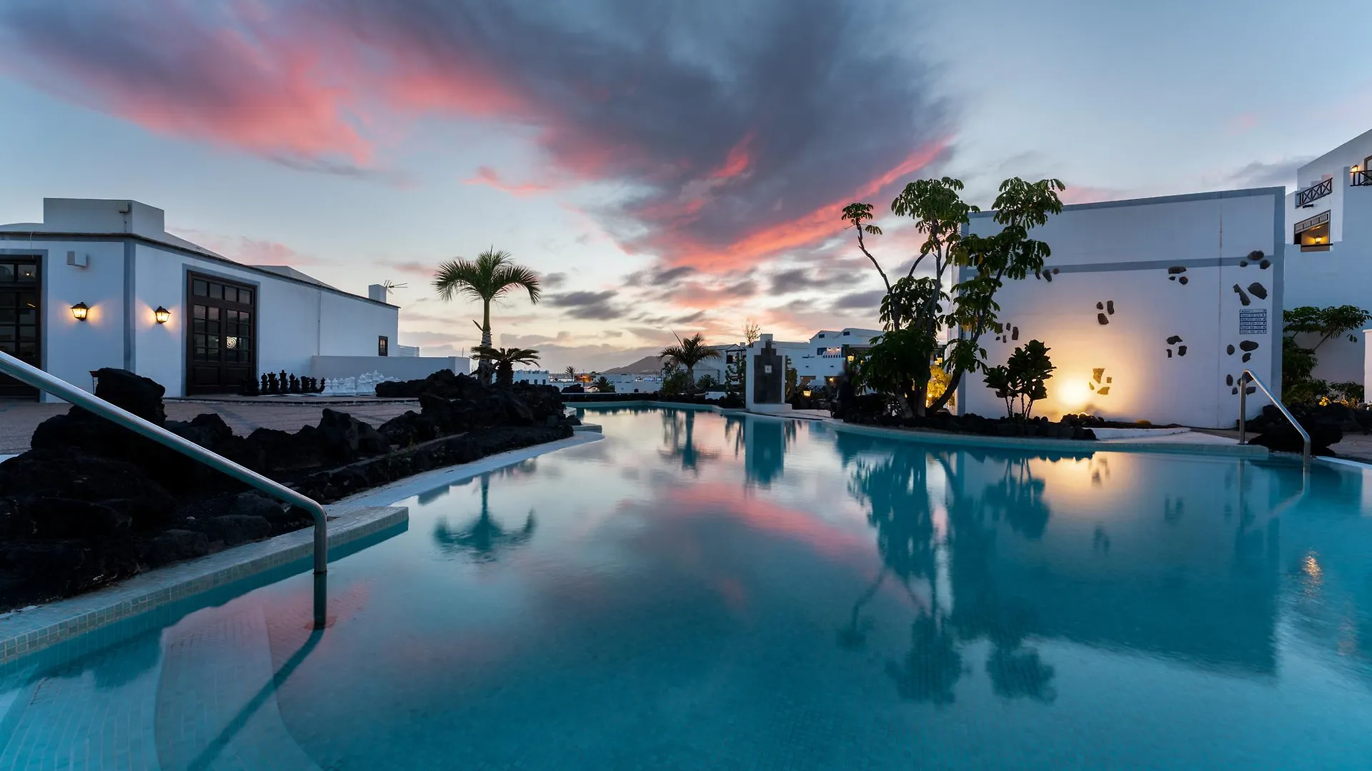 Hotel Livvo Volcan Lanzarote Playa Blanca  Espagne